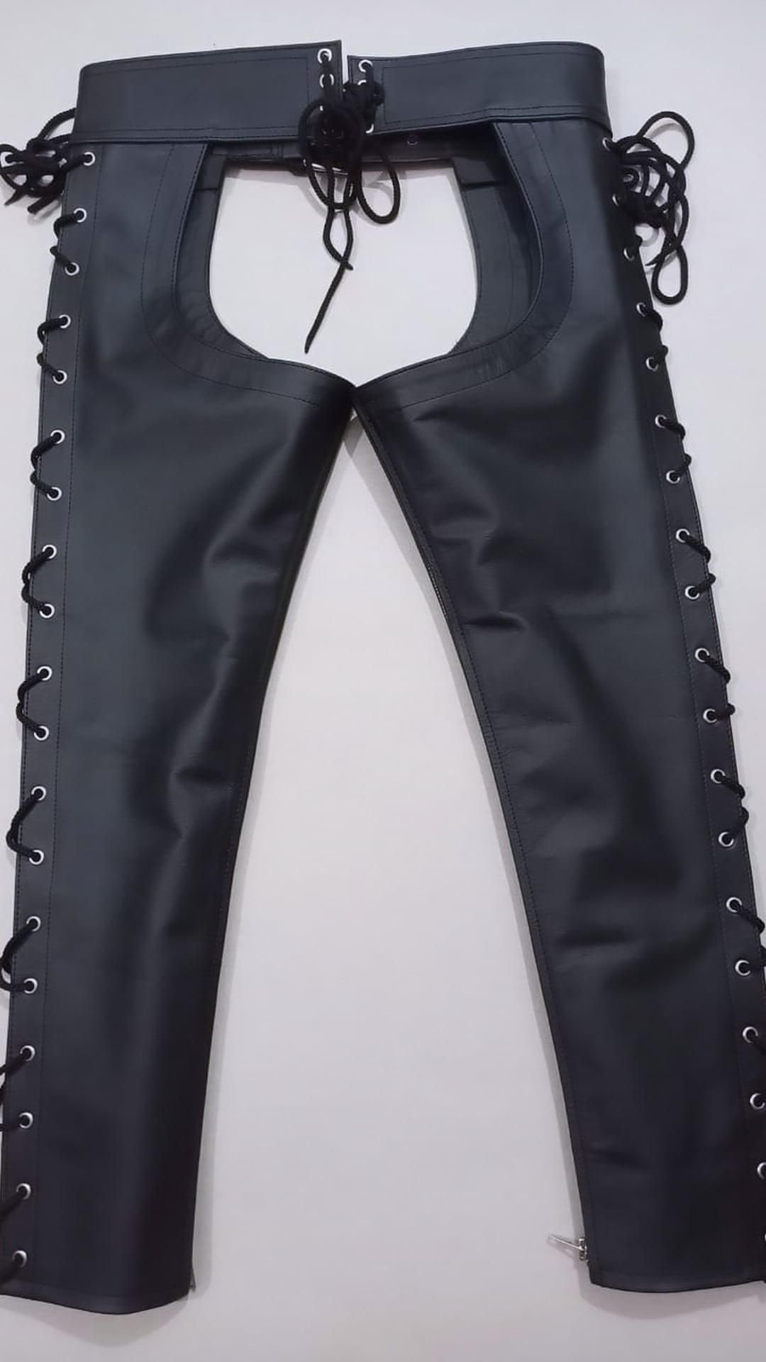 LEATHER CHAP WITH THONG GIFT - Image 3